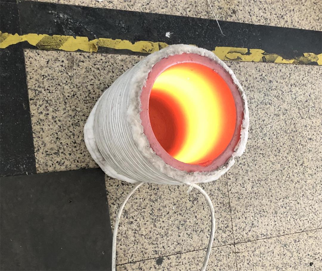 67d12ab958c08.jpg 石墨坩堝電磁加熱器.jpg