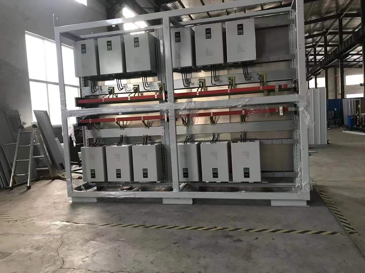 68848e6ac7f35.jpg 組合式電磁加熱機(jī)柜.jpg